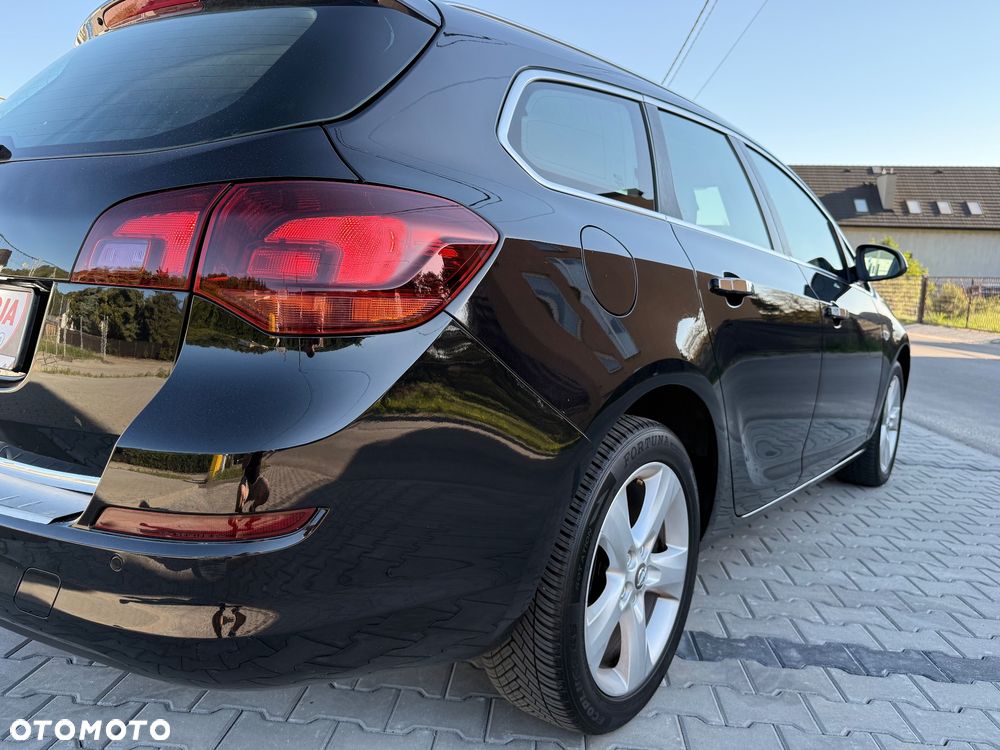 Opel Astra 1.4 T Sport - 17