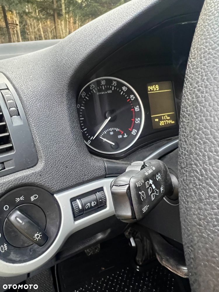 Skoda Octavia 1.6 TDI DPF Elegance - 14