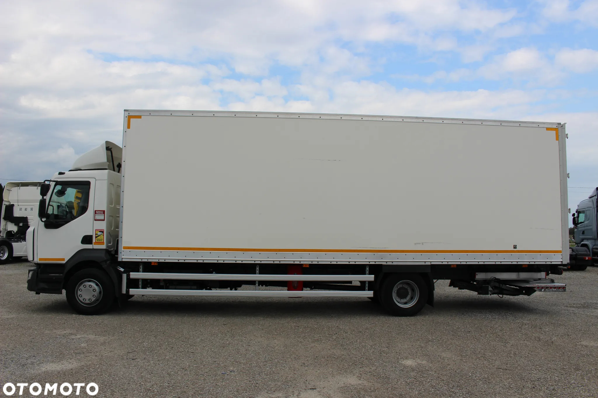 Renault D14 *240KM*/ KONTENER + WINDA /21 PALET / KLIMA / OPONY 80%/SERWIS FR/ SUPER STAN / - 8
