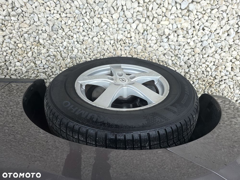 Hyundai ix35 1.7 CRDi 2WD UEFA EURO 2012 Edition - 15