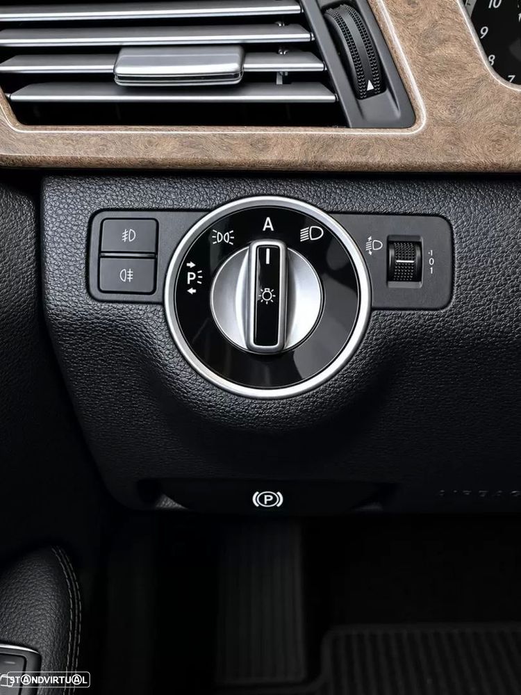 Mercedes-Benz E 220 CDi Elegance BE Auto.140g - 13