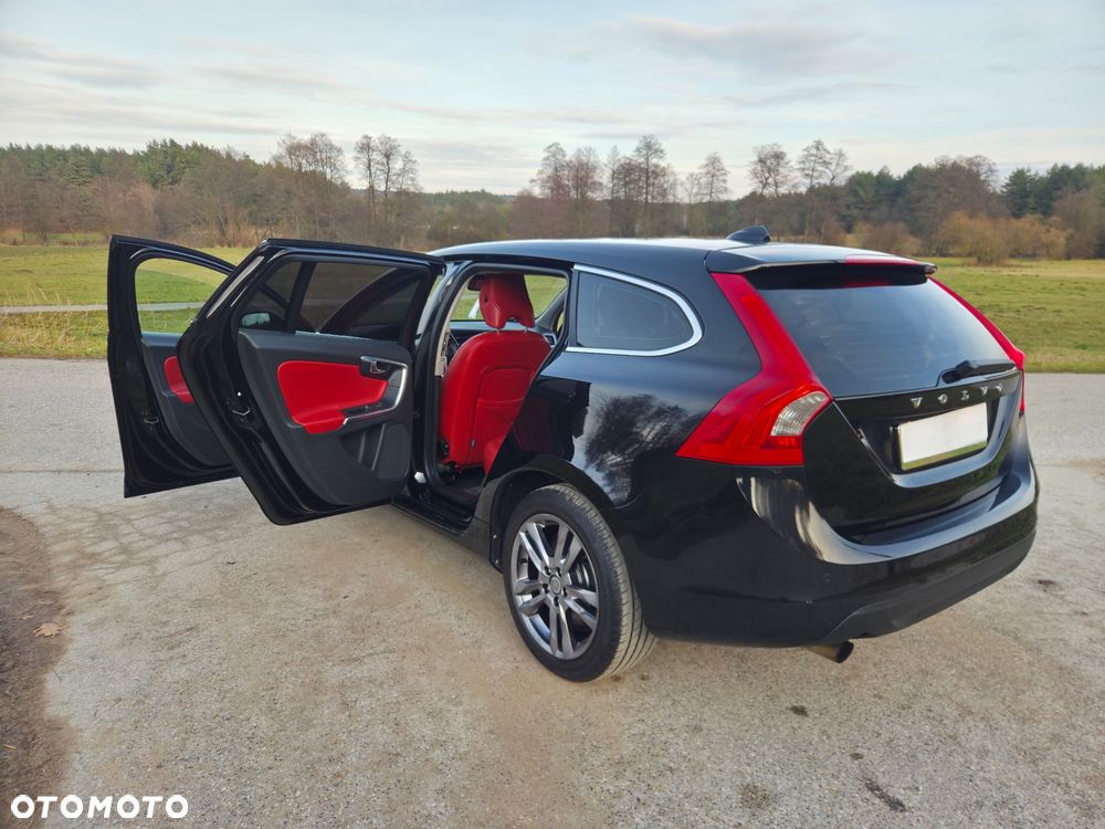 Volvo V60 D3 Geartronic Momentum - 21