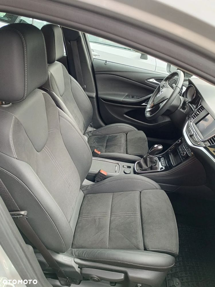 Opel Astra V 1.2 T Elegance S&S - 12