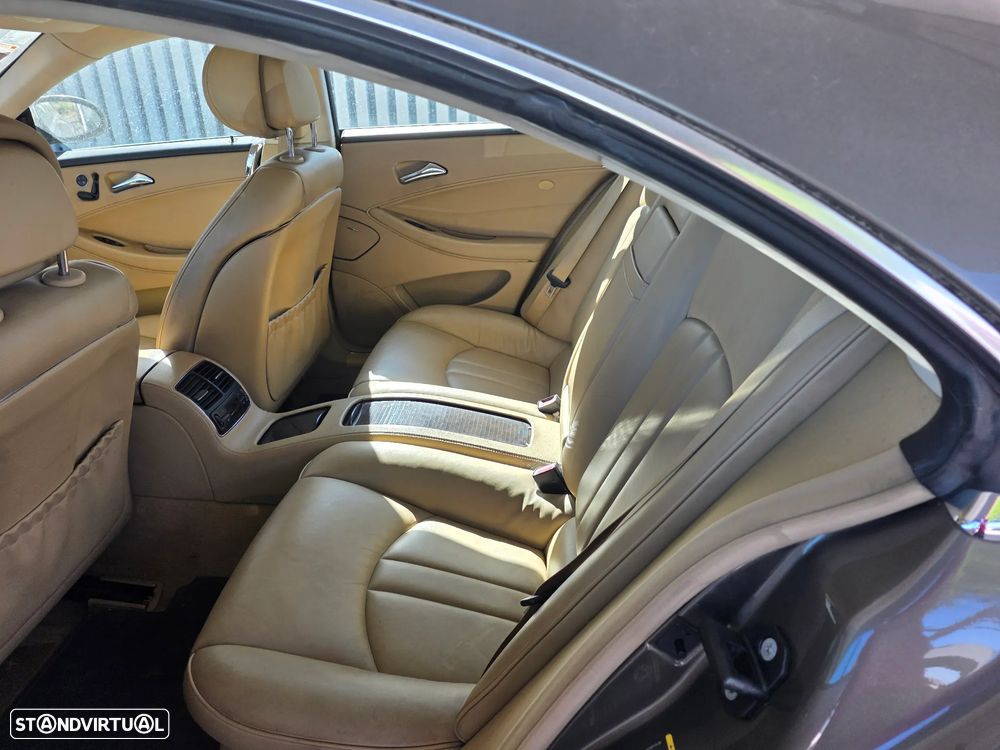 Mercedes-Benz CLS 320 CDi - 8