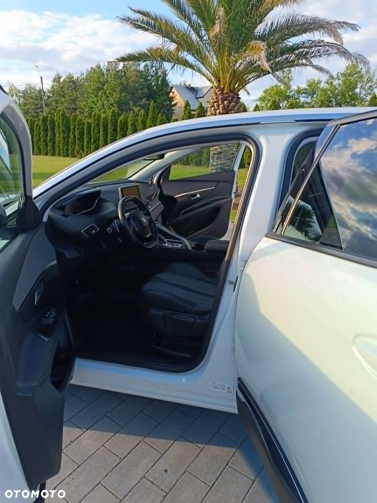 Peugeot 3008 1.6 PureTech GPF Allure S&S EAT8 - 3