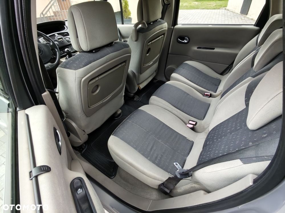 Renault Scenic - 6