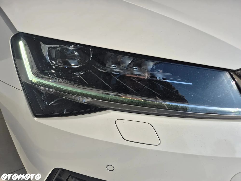 Skoda Superb 1.5 TSI Ambition DSG - 14