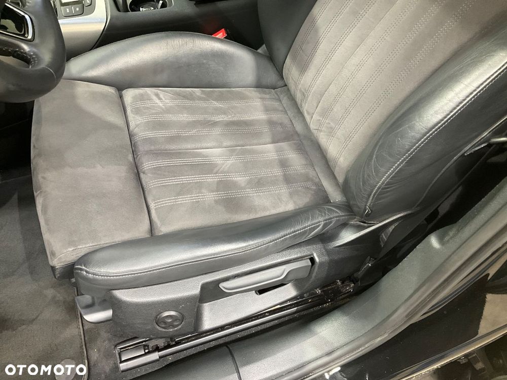 Audi A6 Avant 2.0 TDI Ultra S tronic - 18