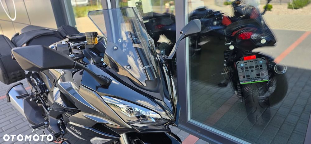 Kawasaki Ninja 1000 SX - 10