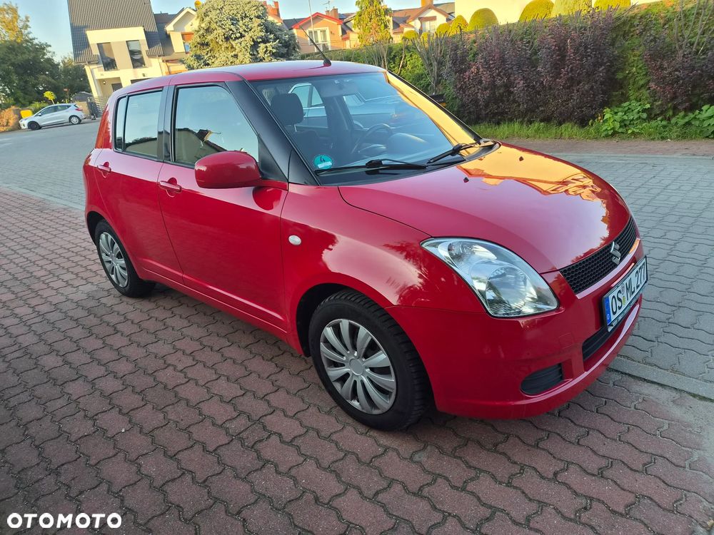 Suzuki Swift - 2