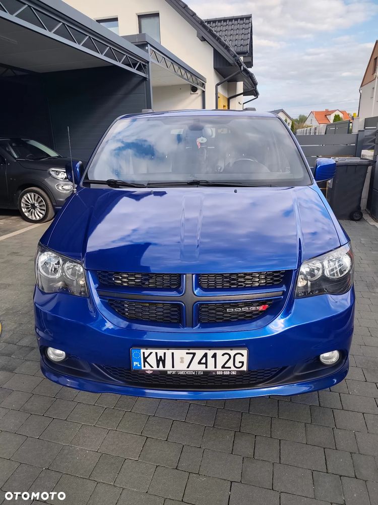 Dodge Grand Caravan - 3