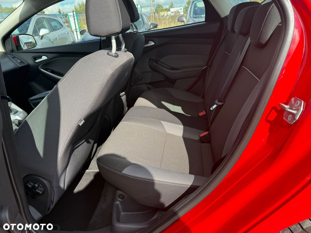 Ford Focus 1.6 Edition - 21