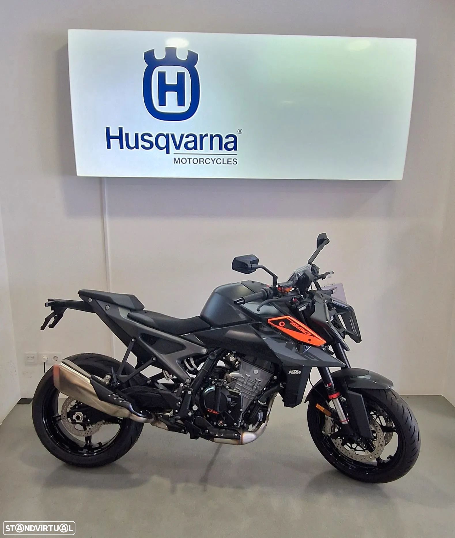 KTM Duke - 1