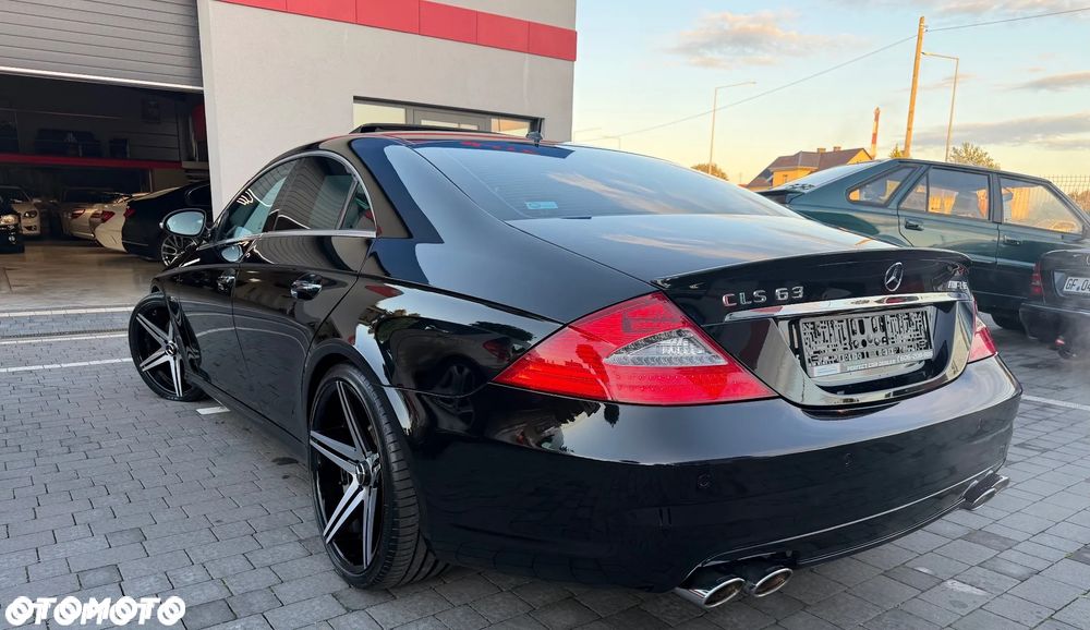 Mercedes-Benz CLS 63 AMG - 11