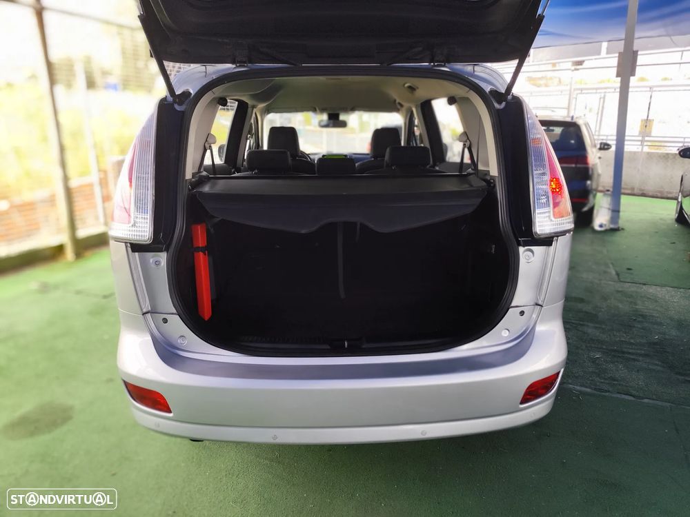 Mazda 5 MZR-CD 2.0 Dynamic Play - 36
