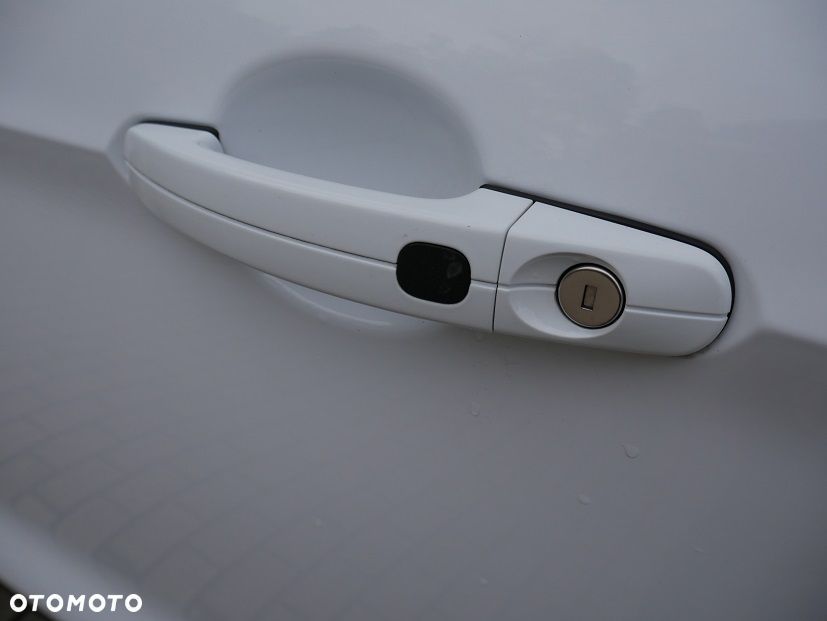 Ford Kuga - 33