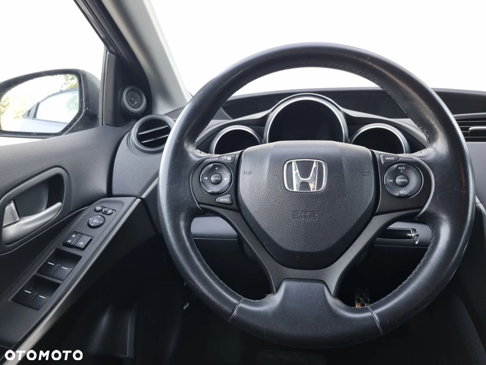 Honda Civic 1.8 Sport - 12