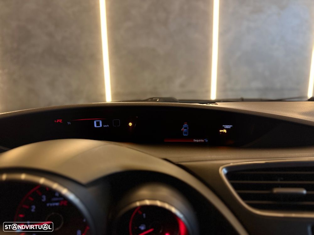 Honda Civic 2.0 VTEC Turbo Type R GT - 37