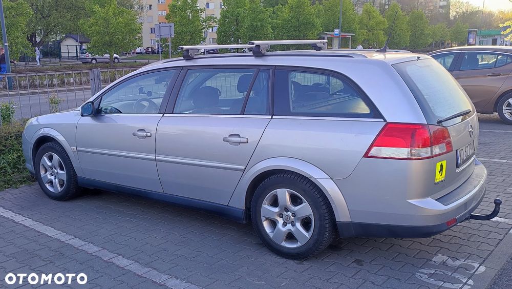 Opel Vectra 1.8 Essentia - 1