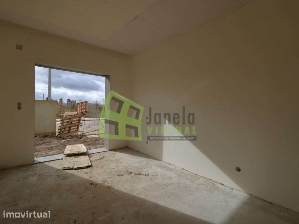 Moradia Isolada Térrea T4 - Quinta do Anjo - Grande imagem: 5/15