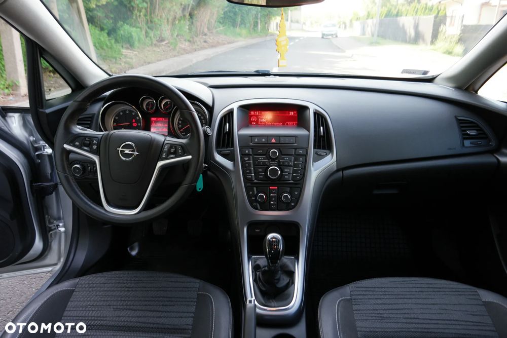 Opel Astra - 24