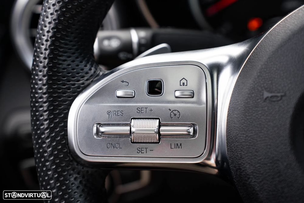 Mercedes-Benz GLC 300 de Coupe 4Matic - 36