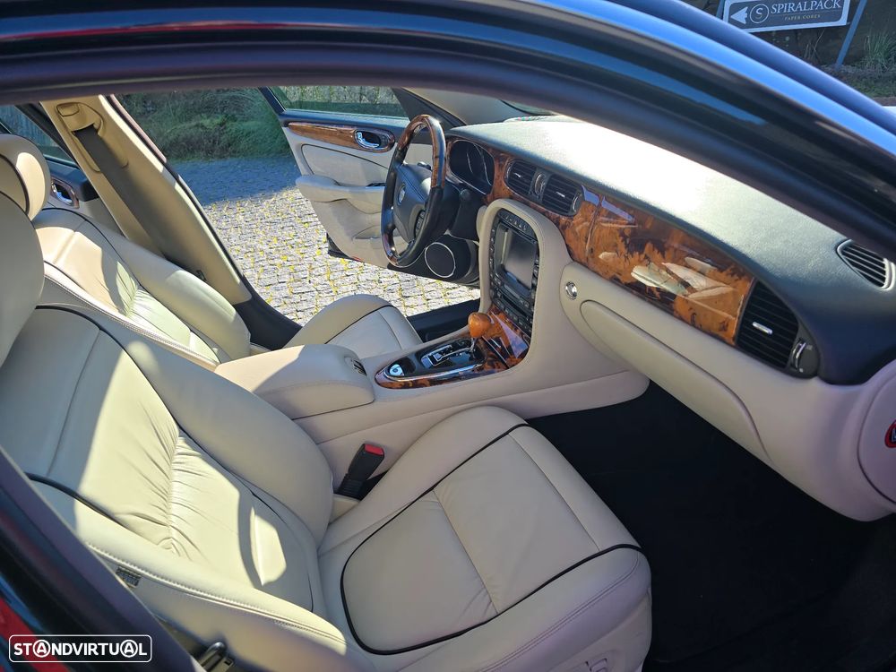 Jaguar XJ XJ6 3.0 Executive - 6