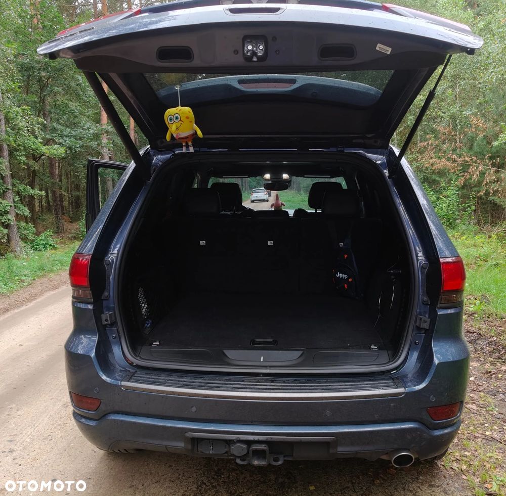 Jeep Grand Cherokee - 9