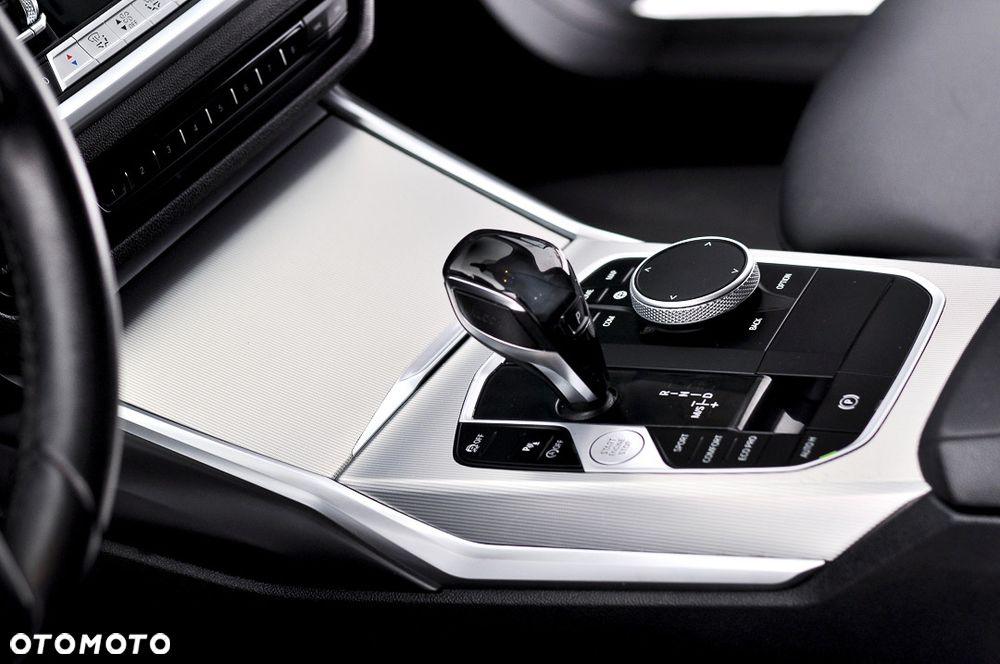 BMW Seria 3 320i GPF Sport Line Shadow sport - 25