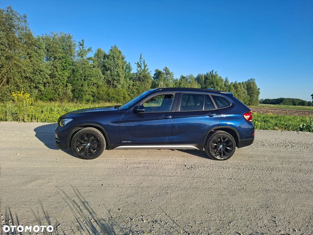 BMW X1 xDrive18d - 11