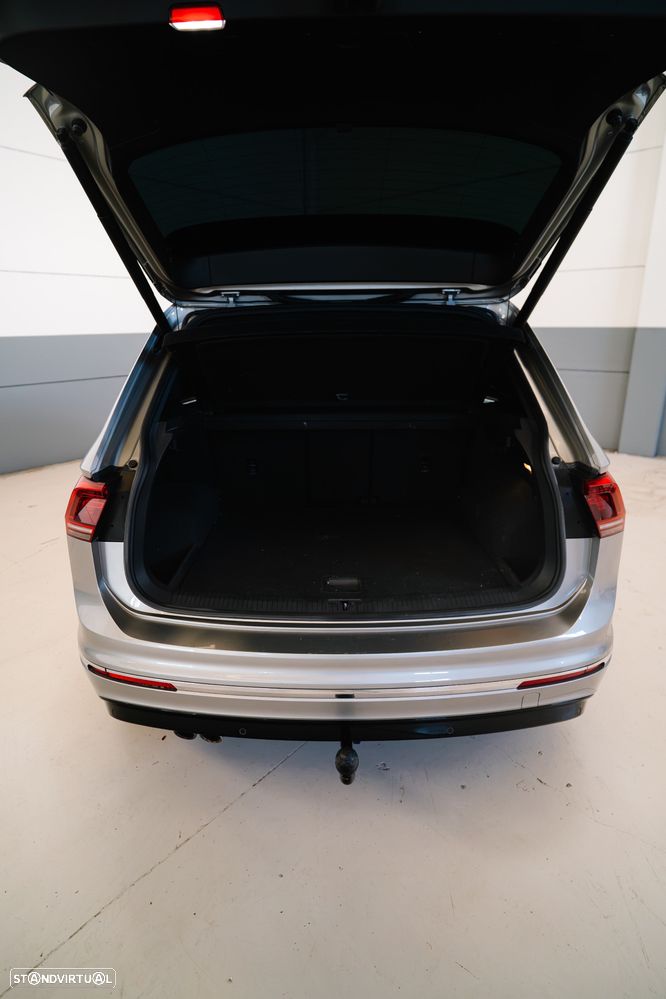 VW Tiguan 2.0 TDI R-Line DSG - 19