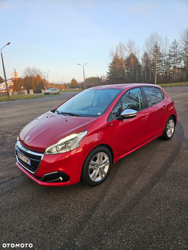 Peugeot 208 PureTech 82 Start & Stop Allure - 7