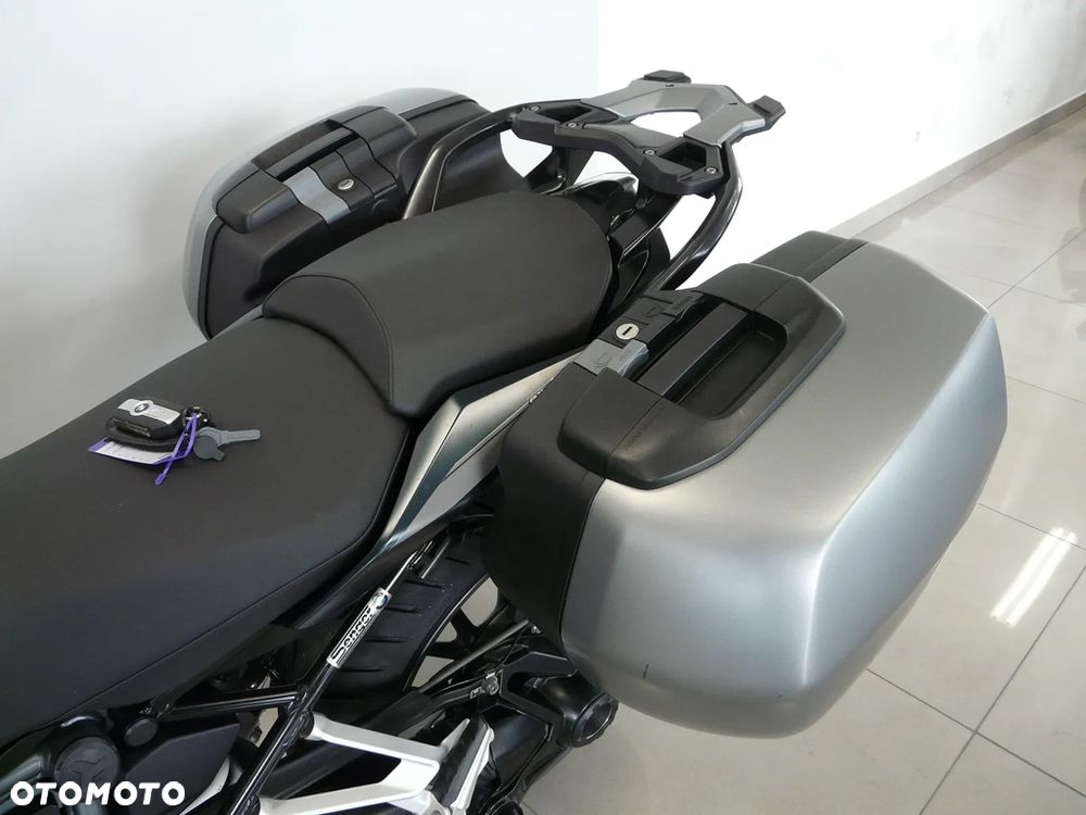BMW R - 15