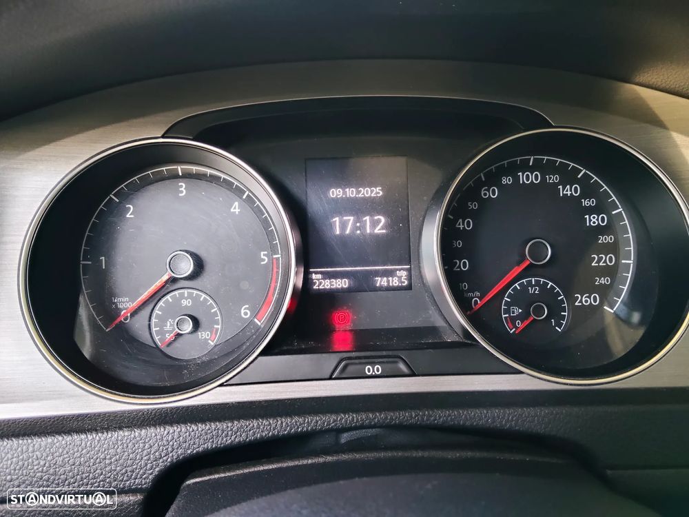 VW Golf 1.6 TDI BlueMotion Comfortline - 8