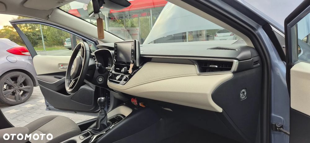 Toyota Corolla 1.6 Comfort - 8