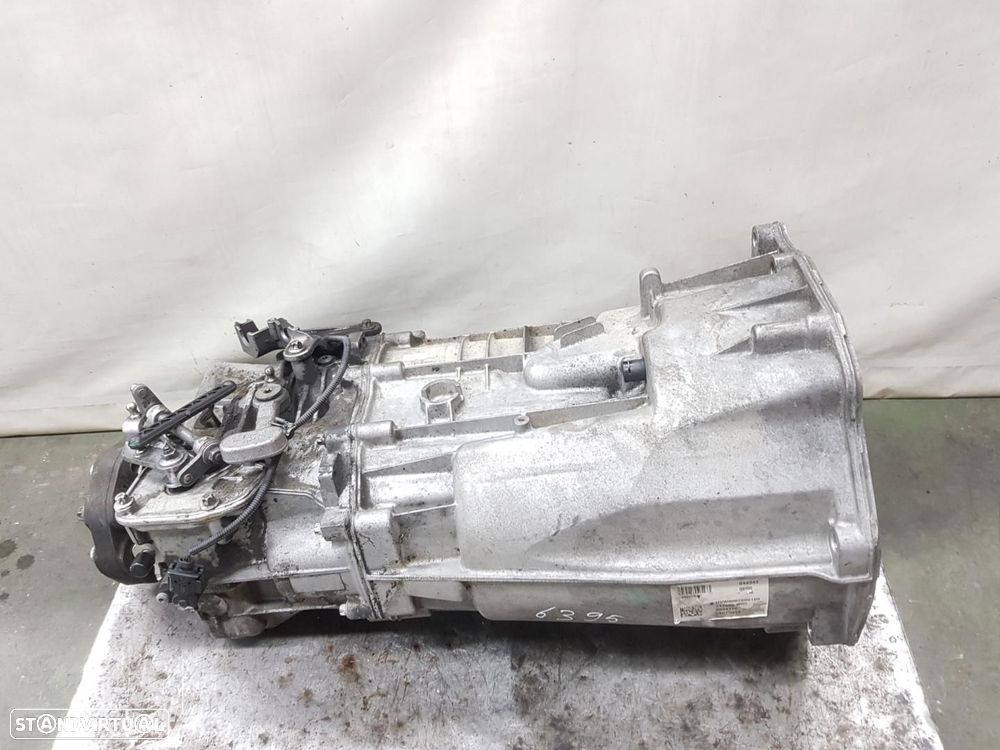 CAIXA DE VELOCIDADES VOLKSWAGEN CRAFTER FURGÓN 2E REF. MWH - 1