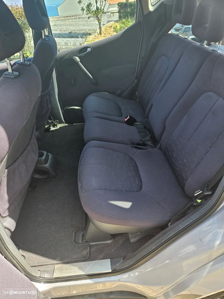 Mercedes-Benz A 160 Elegance - 12