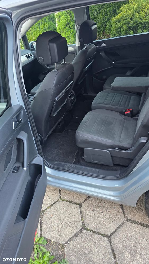 Volkswagen Touran 1.5 TSI EVO Comfortline Plus - 6