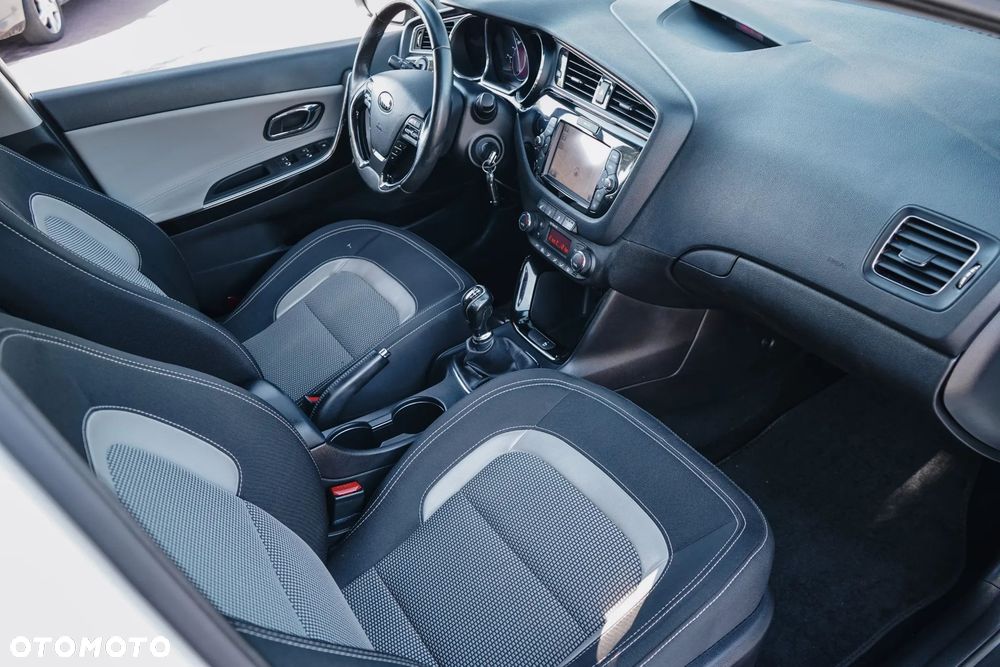 Kia Ceed 1.4 L - 24