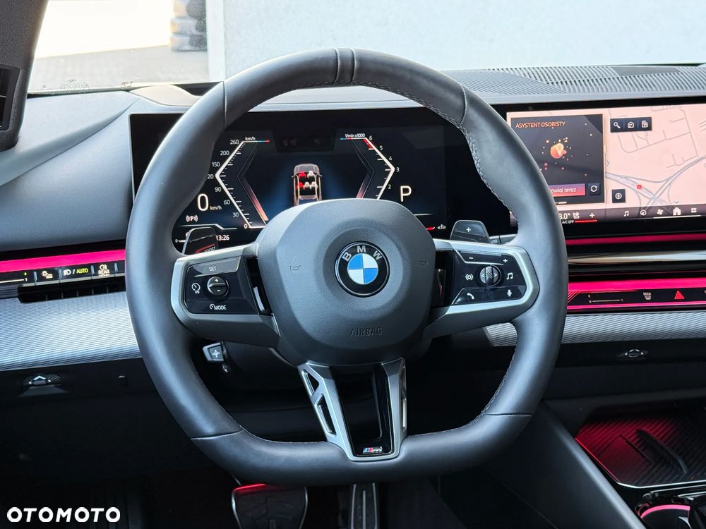 BMW Seria 5 540d xDrive - 16