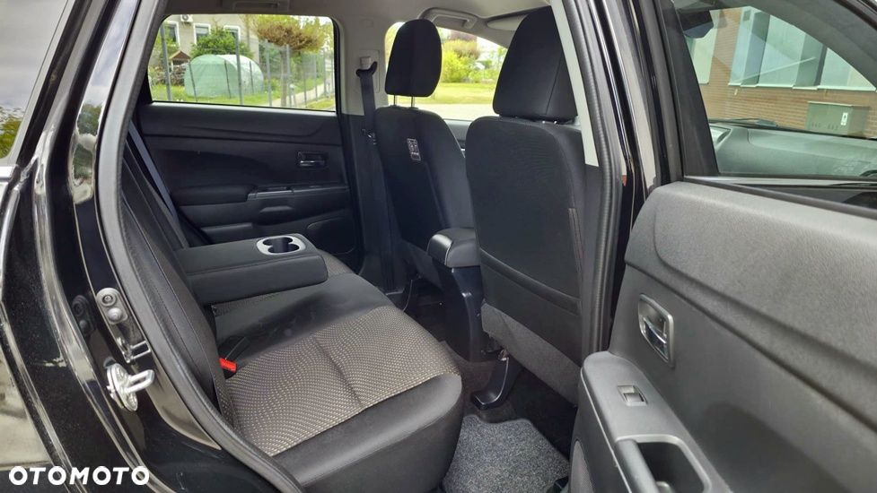 Mitsubishi ASX 1.6 Invite Navi - 20