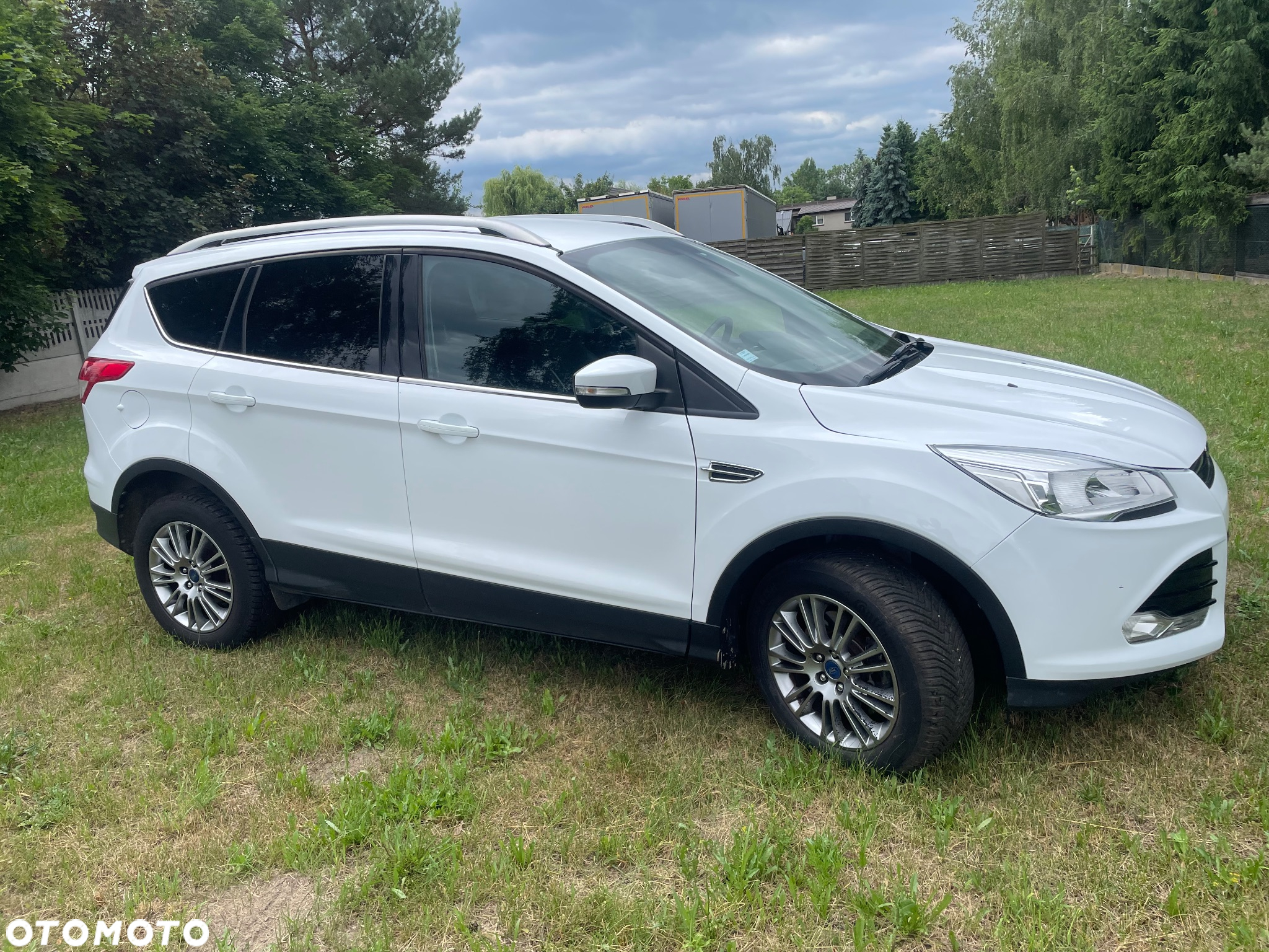 Ford Kuga 2.0 TDCi 2x4 Trend - 4