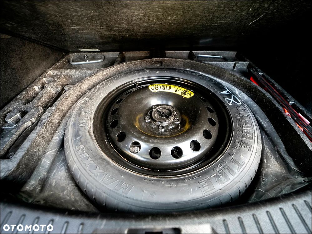 Ford Kuga - 38