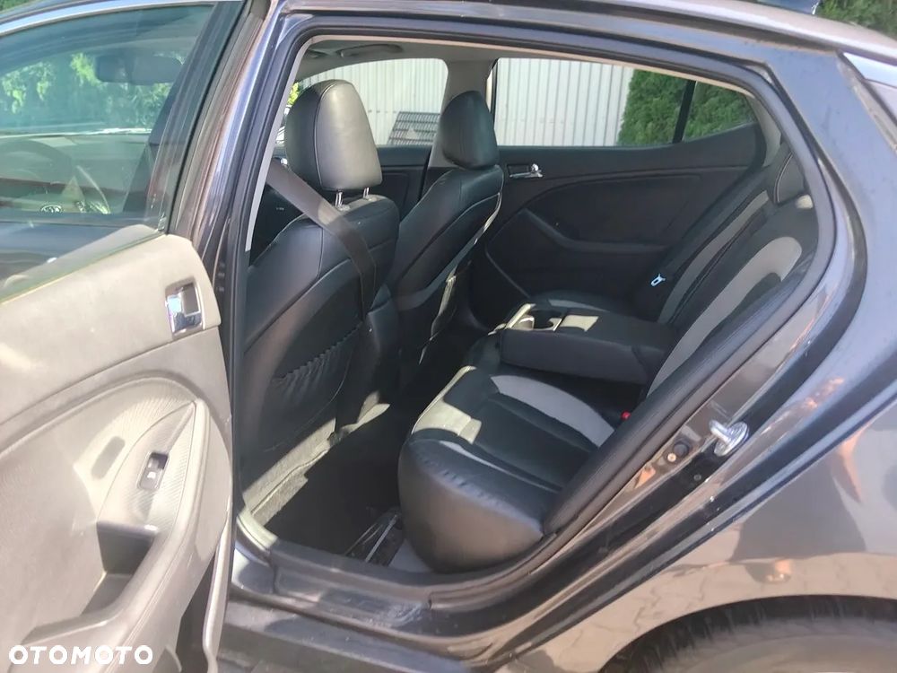 Kia Optima 1.7 CRDi XL - 11