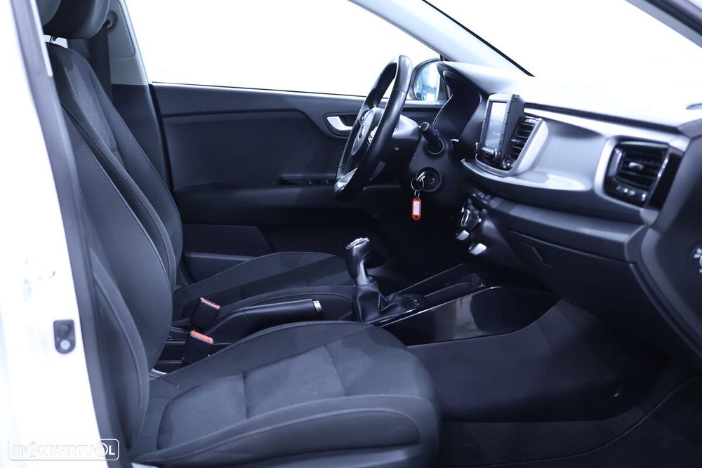 Kia Rio - 19