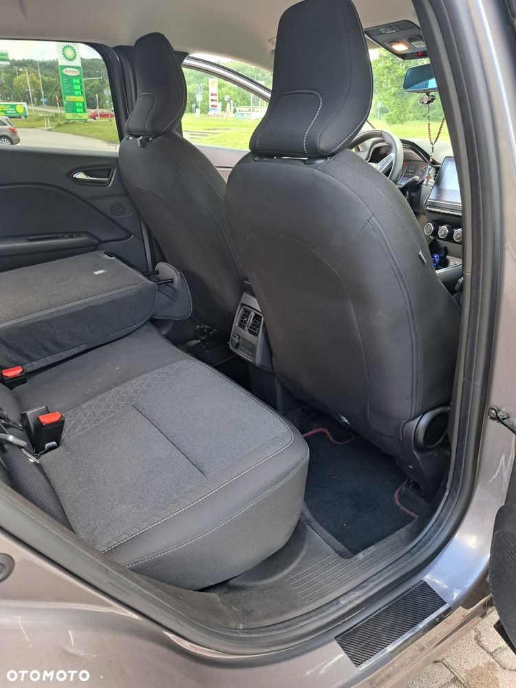 Renault Captur 1.0 TCe Equilibre - 11