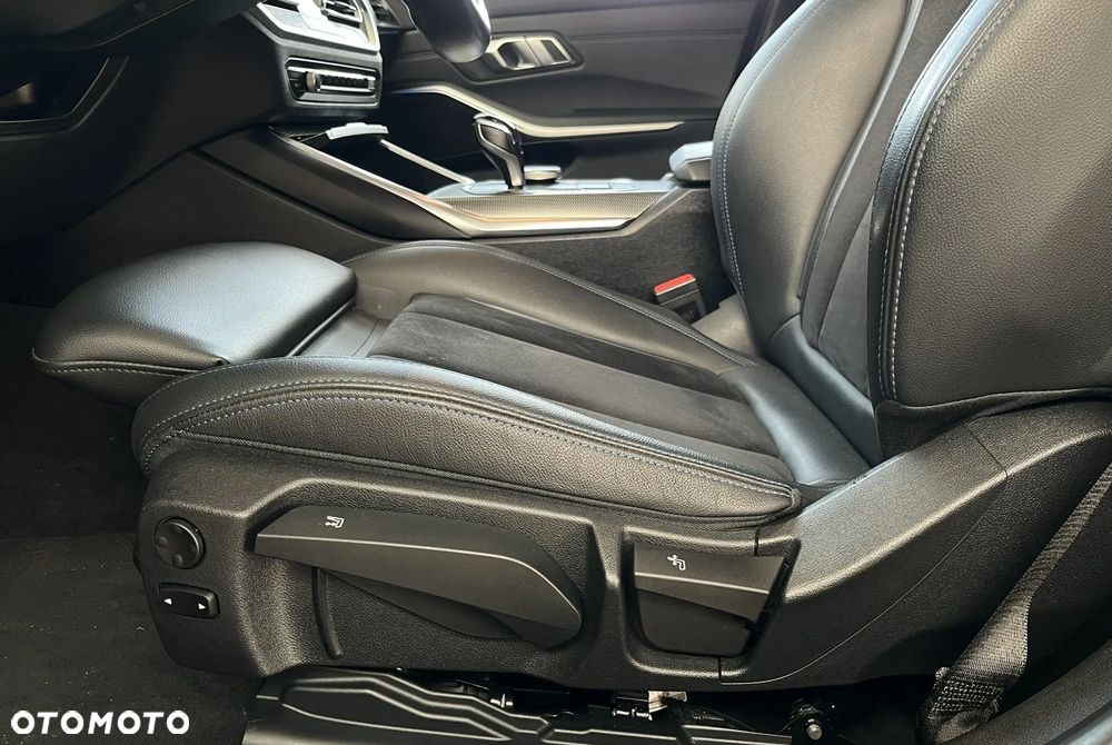 BMW Seria 3 - 23