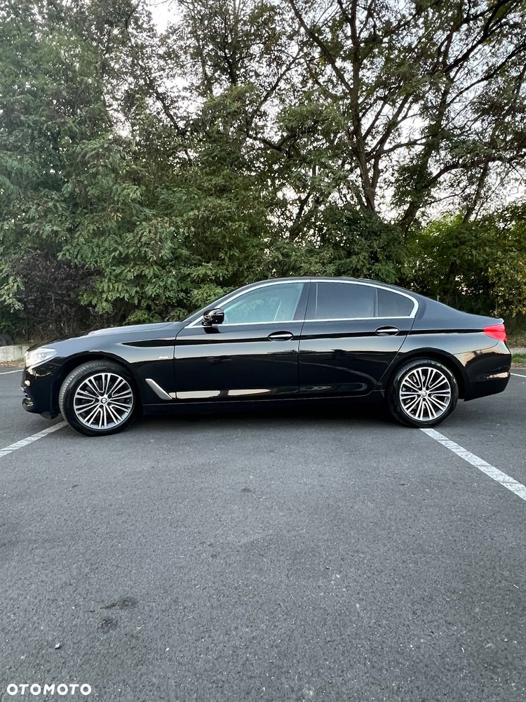 BMW Seria 5 520d xDrive - 5