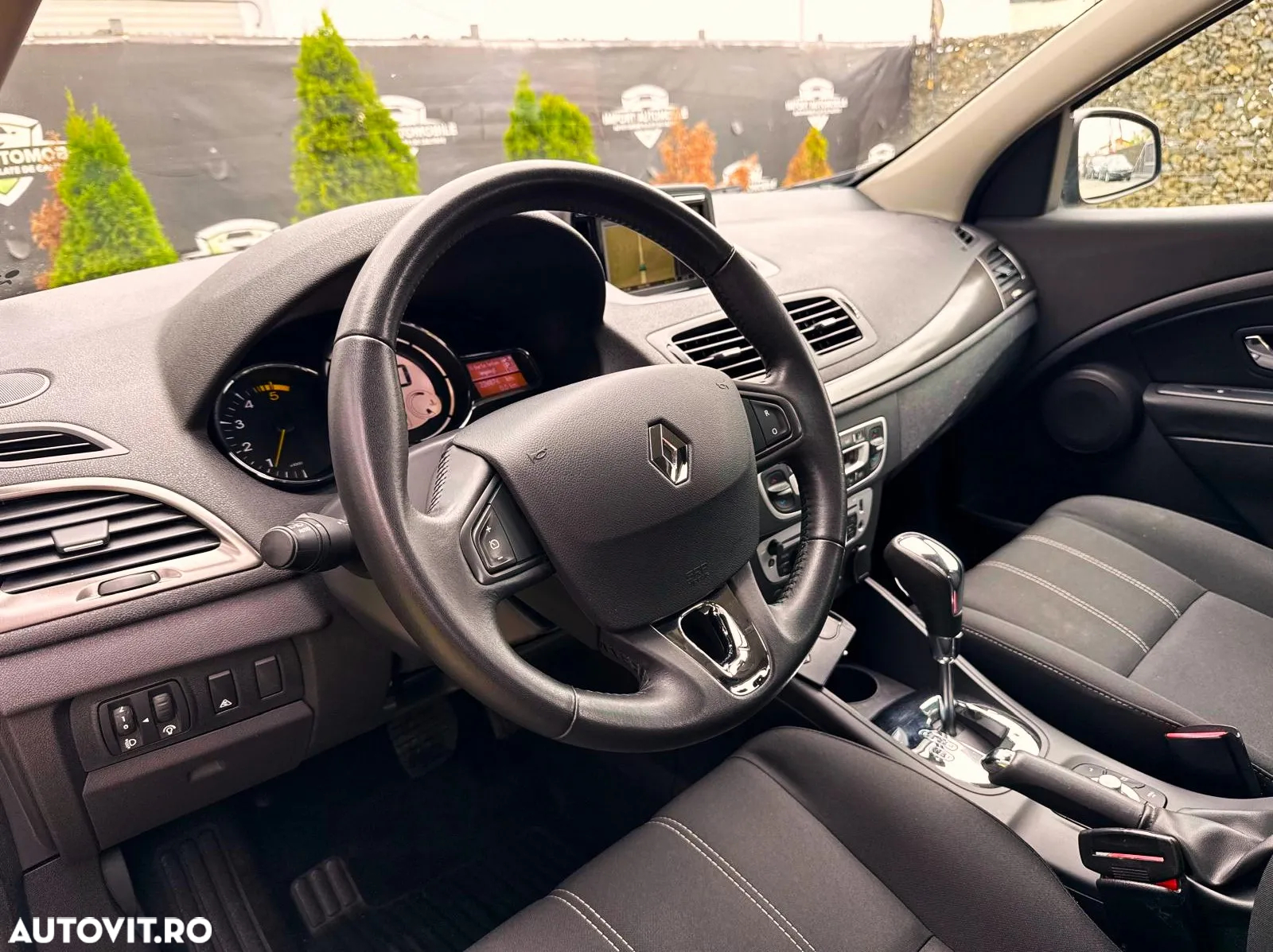 Renault Megane Grandtour ENERGY dCi 110 EDC BUSINESS - 19