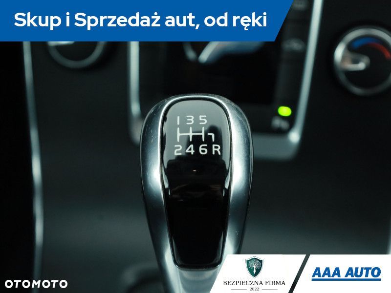 Volvo V60 - 15